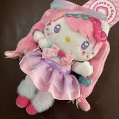 サンリオ 原宿限定 ハローキティ ぬいぐるみキーホルダー　ファッション　キティ