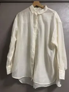 ローリーズファーム　シアーバックスリットシャツ