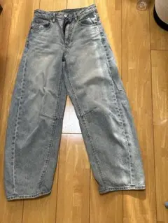 GU バレルレッグデニムSサイズ