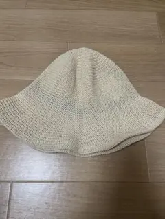 ベージュ ストローハット