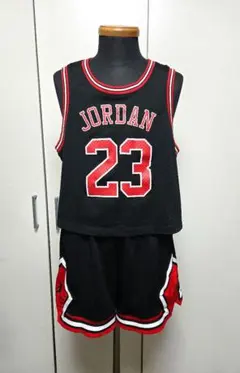 NBA シカゴブルズ ジョーダン #23 ゲームシャツ ショーツ 上下 NBA シカゴブルズ ジョーダン #23 ゲームシャツ ショーツ 上下 - メルカリ