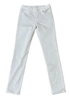 UNIQLO ウルトラスキニーデニム　　白　23
