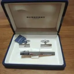 BURBERRY LONDON ネクタイピン カフス セットのサムネイル