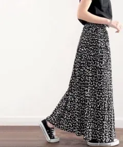 CLASSICAL ELF プリーツスカート