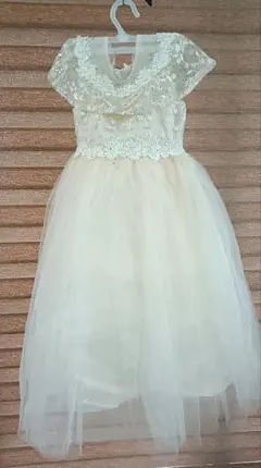 110 キッズドレス　アイボリー