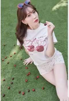 専用 Her lip to 洋服まとめ売りのサムネイル