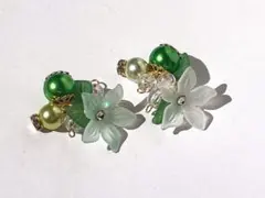 ハンドメイドピアス❤︎ハンドメイド❤︎春風のピアス❤︎momochu