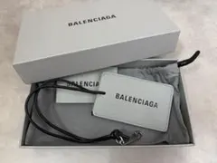 23時までお値引き⭐︎新品未使用バレンシアガ ロゴプリントレザーキーホルダー 3027010538368408_03_9035w.jpeg