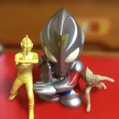 ウルトラマン　ダイナ　貯金箱　他