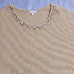 ワールド綺麗なビジューつきチュニック