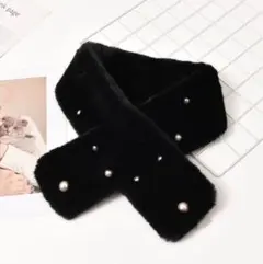 新品　ファーマフラー　ティペット　ふわふわ　パールボタン付き