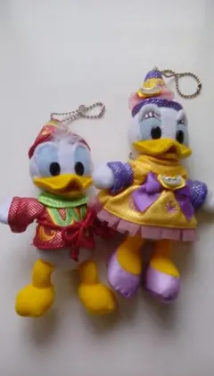 ドナルド デイジー 10周年ぬいぐるみバッジセット