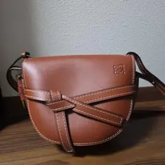 2025年最新】ロエベ loewe ゲートスモールの人気アイテム - メルカリ