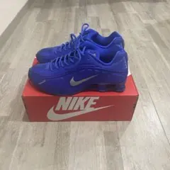 NIKE shox r4