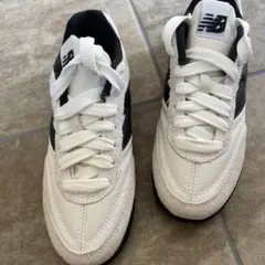 Item thumbnail for item cbb3cb2a-6422-44c3-b5e9-2148f6ca3af5