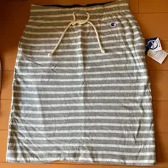 【新品未使用】チャンピオン　リバーシブルスカート