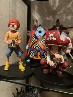 ONE PIECE ワンピースDXF フィギュア　幼少期　シャンクス　バギー