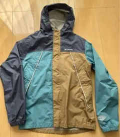 Colombia マウンテンパーカー　Lサイズ