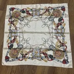 カ*ネ様 HERMES シルクスカーフ 馬と装飾デザイン 90cm×90cm - メルカリ