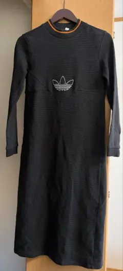 adidas ストライプ 長袖ワンピース