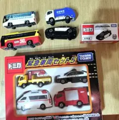 トミカ　まとめ売り　緊急車両セット5他4台