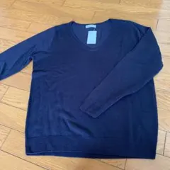 新品未使用　Te chichi ネイビーVネックニット