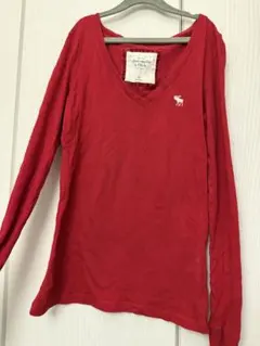 Abercrombie & Fitch レッド Vネック Tシャツ XS