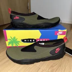 NIKE AQUA TURFのサムネイル