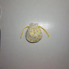 ハンドメイド　まんまる巾着袋　ミニ巾着袋 『163』花柄ドット水玉黄色ミニポーチ