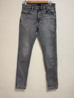 Item thumbnail for item 31a5ea9e-c7c9-441b-a35a-5240d82e3b64