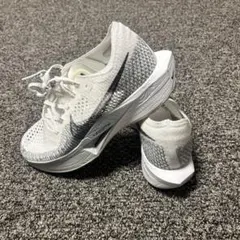 【25.0cm】NIKE ヴェイパーフライ3 zoomx ホワイト　レディース