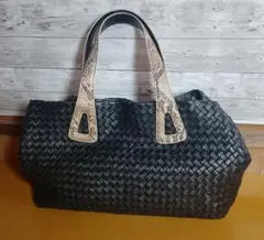 美品ブラック編み込みレザートートバッグ黒 - メルカリ