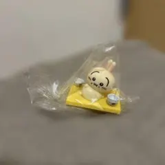 松屋 ちいかわ 鬼辛カレー オリジナルフィギュア うさぎ　フィギュア