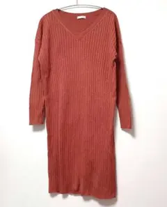 a.v.v standard　Vネック　リブニット　ワンピース