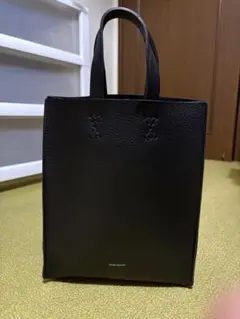 エンダースキーマ　ペーパーバッグ　スモール　ブラックのサムネイル