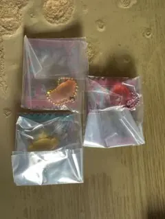 サンリオキャラクターズ グミチュアチャーム グミ&ミニポーチ