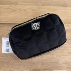 【Sheena様】lululemon Everywhere Belt Bagのサムネイル