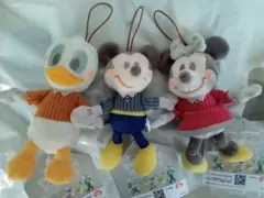 ミッキー＆フレンズ　雪降るマーケット　マスコット　全３種