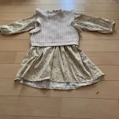 プティマイン　クリーム色ニットセーターと花柄ワンピース　120cm