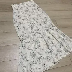 c.o.l.z.a花柄フラワープリント ロングフレアスカート　マーメイドMサイズ