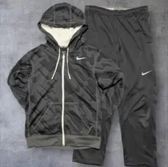 Item thumbnail for item de674132-17f0-421e-bc40-083c136553ca