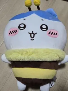 ちいかわ ハチさんBIGぬいぐるみ　タグ付き　ハチワレ