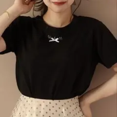 NICE CLAUP リボンTシャツ ブラックのサムネイル