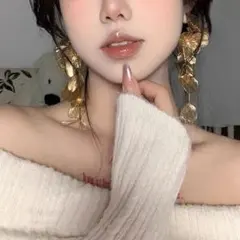 ピアス　ゴールド　大ぶり　フラワー　揺れる　結婚式　パーティ　イベント　撮影