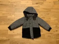 アカチャンホンポ　グレー・黒のフード付きジャケット　100cm