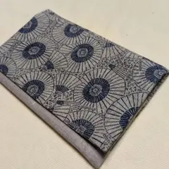 ハンドメイド　診察券も入る　お薬手帳ケース　和柄　蛇の目傘　唐傘　通帳入れにも