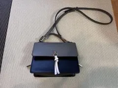 Tirdeep ショルダーバッグ (黒＆カーキ ゴールド金具）