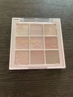 デイジーク　シャドウパレット　ロマンティックブロッサム