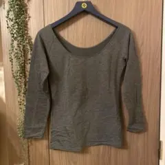 ジーユー　スタイルヒートエクストラワイドネックT 長袖DARK GRAY L