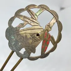 041124 アンティーク　金工　彩色　銀色　稼働式　透彫　菊に竹　かんざし　簪